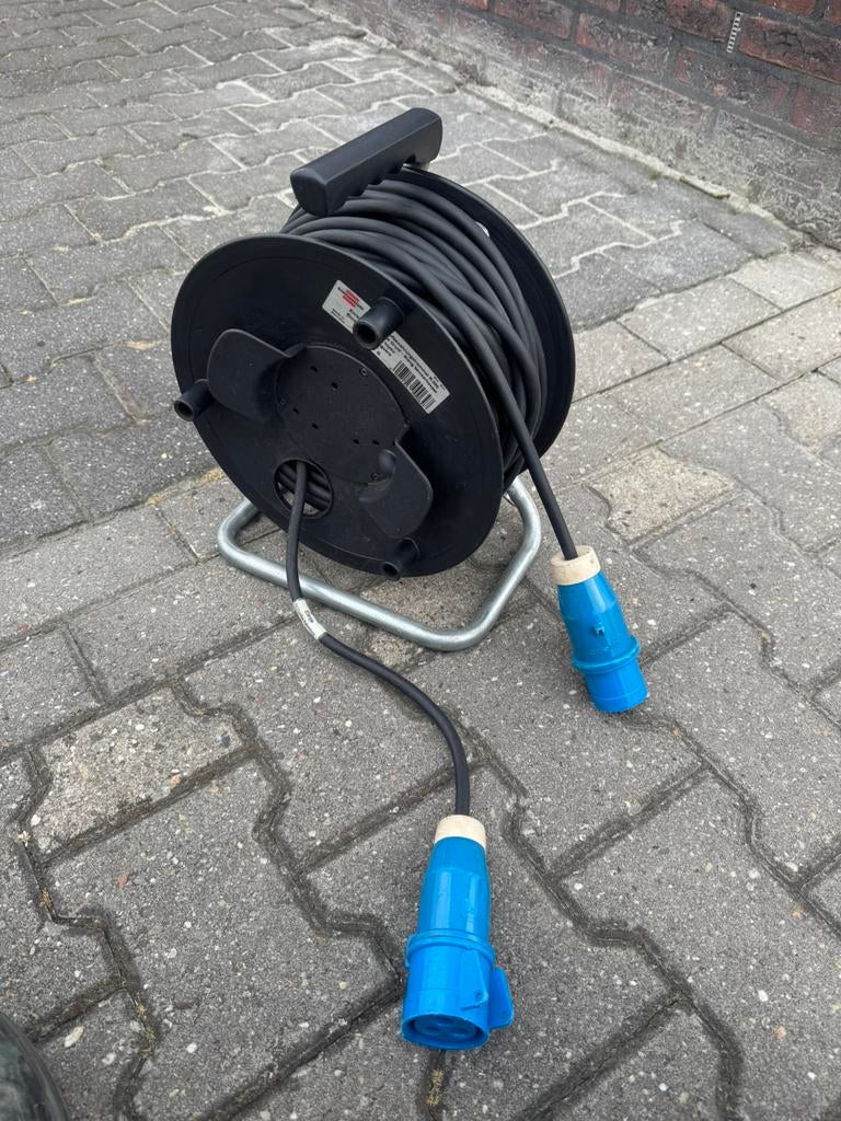 Brennenstuhl 30 meter kabelhaspel kabel hapsel caravan, Ophalen of Verzenden, Zo goed als nieuw