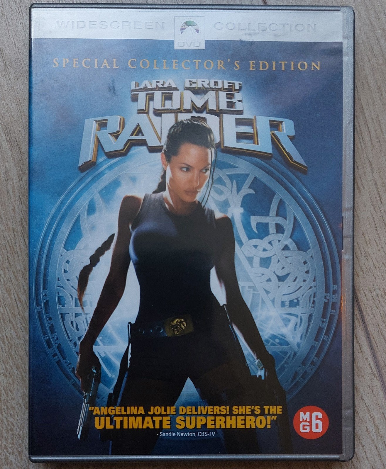 DVD - Tomb Raider - Collectors edition - Angelina Jolie, Vanaf 6 jaar, Ophalen of Verzenden, Zo goed als nieuw, Actie