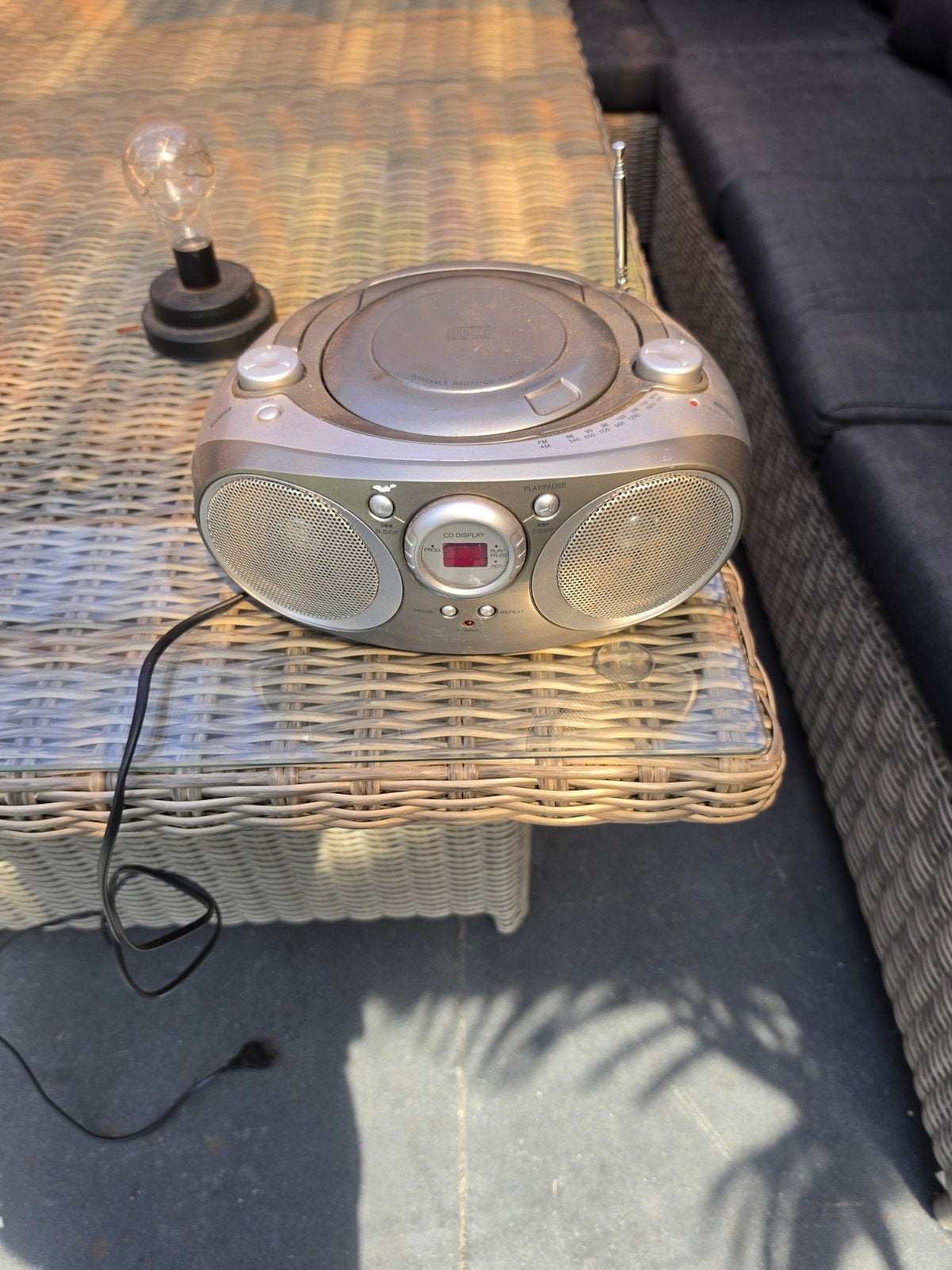Radio/CD-speler voor kinderkamer of vakantieverblijf, Audio, Tv en Foto, Cd-spelers, Ophalen of Verzenden, Gebruikt, Overige merken