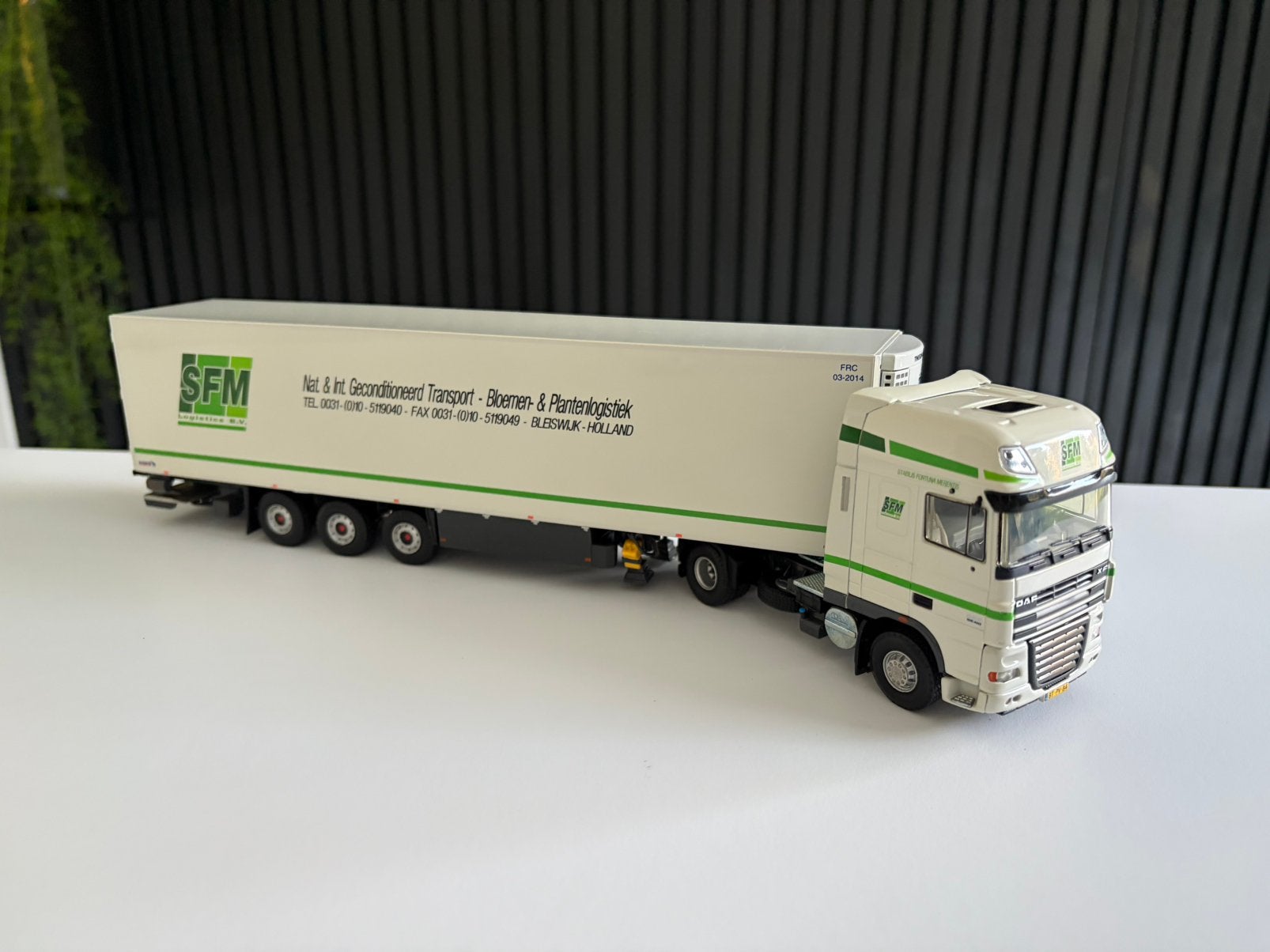 Tekno Daf SFM Logistics, Ophalen of Verzenden, Zo goed als nieuw, Bus of Vrachtwagen, Tekno