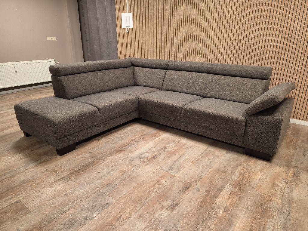 Mooi Taupe Bruin Hoekbank met Hoofsteunen | 220x270, Info@banxtel.nl, Gebruikt, Hoekbank, Hoekbank
