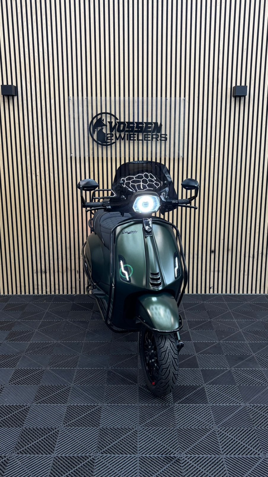 Vespa Sprint | Bmw Frozen Deep Green | 2024 | 50KM