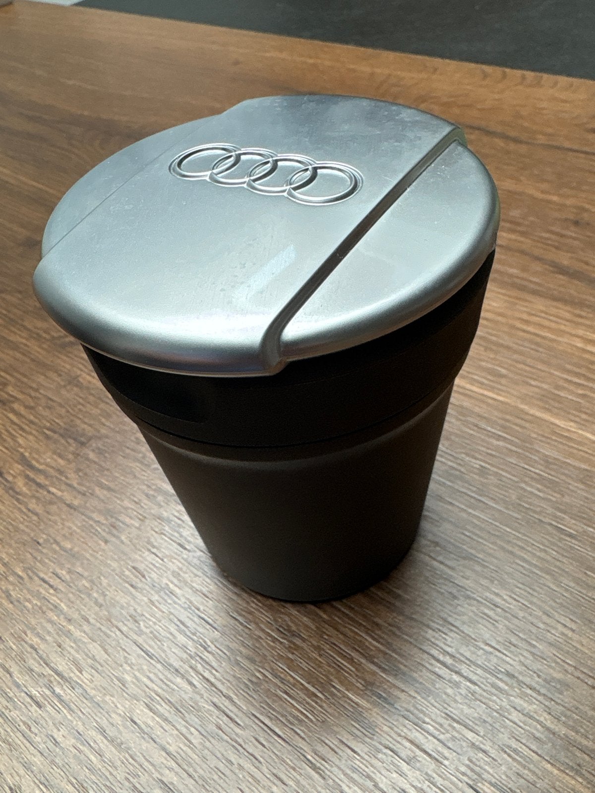 Audi asbak bekerhouder - origineel accessoire, Ophalen of Verzenden, Gebruikt