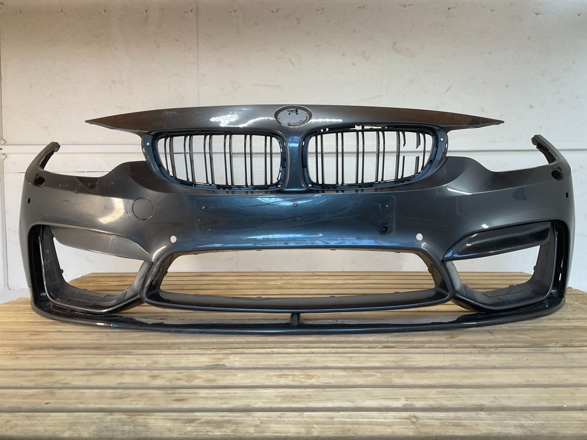 Bumper BMW 3 M3 4 M4 F80 F82 F83 51118054290 CARBON Voorbump, Petuelring 130
80788  Munich, DE, Gebruikt, Voor, Info@bmw.de