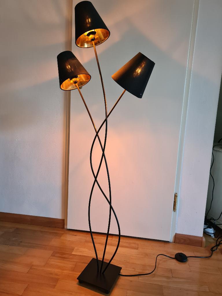 Vloerlamp met zwarte/gouden kapjes, Ophalen, Zo goed als nieuw, Hout, 150 tot 200 cm