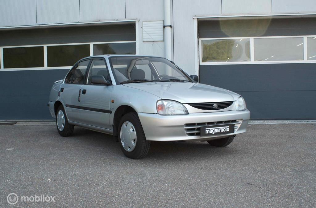 Daihatsu Valéra 1.5-16V SXi | Automaat | Org NL | 2e eign., Stof, 4 cilinders, 400 kg, Origineel Nederlands