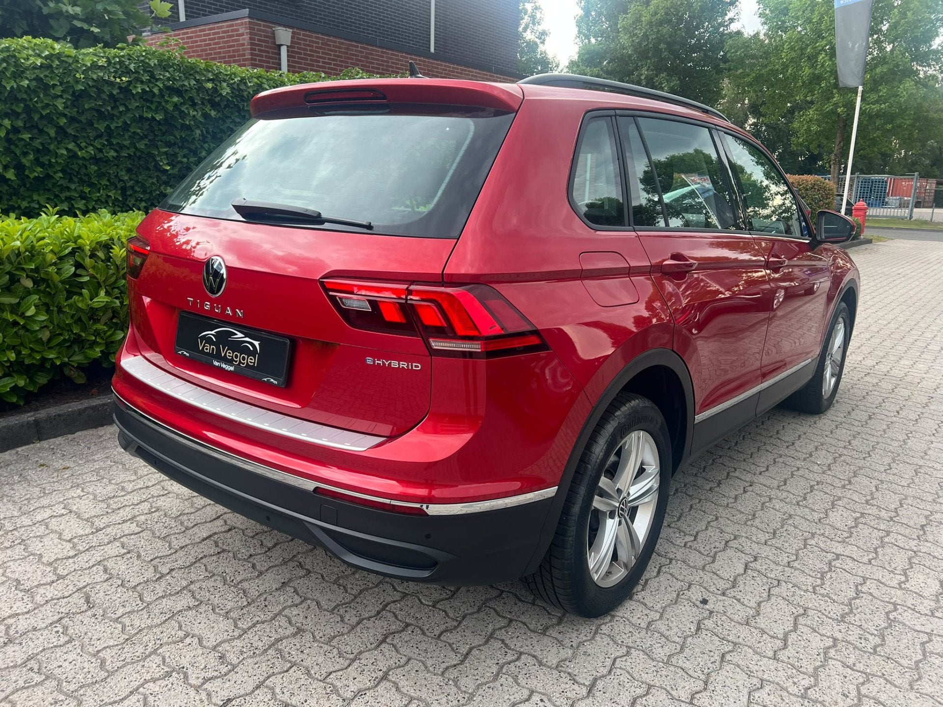 Volkswagen Tiguan 1.4 TSI eHybrid 245 pk, pano, virtual cock, 1716 kg, 4 cilinders, Alcantara, 245 pk