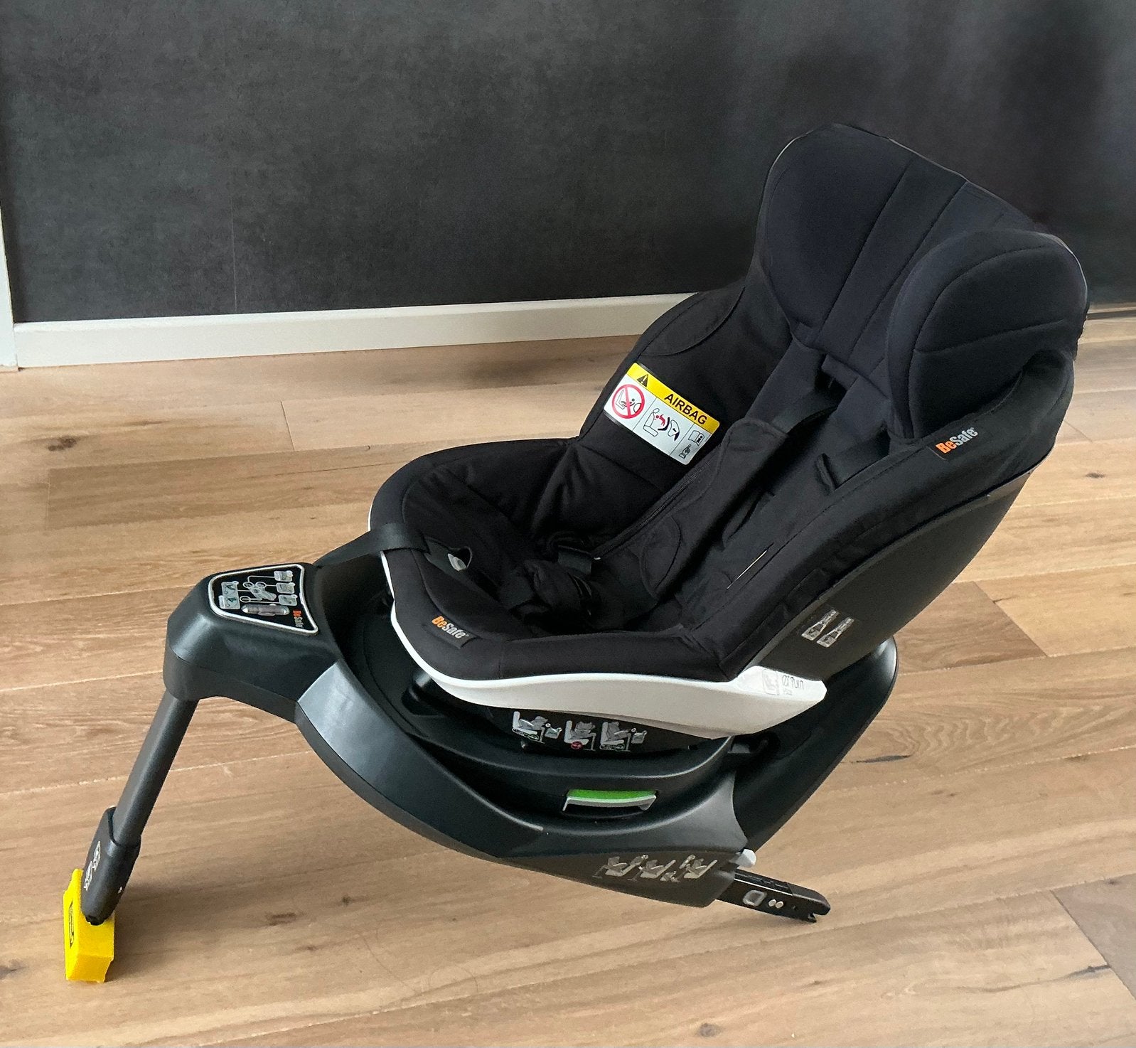 BeSafe iZi Turn i-Size Autostoeltje Fresh Black Cab, Verstelbare rugleuning, 9 t/m 18 kg, Zo goed als nieuw, Isofix