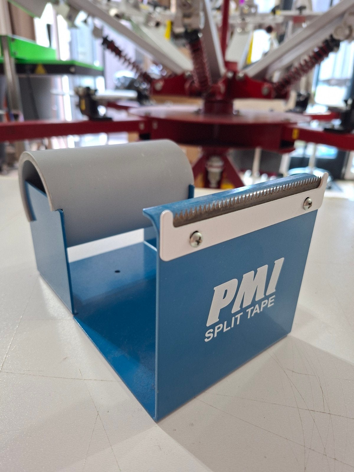 PMI Blue Tape Dispenser 4 inch, Hobby en Vrije tijd, Knutselen, Ophalen of Verzenden