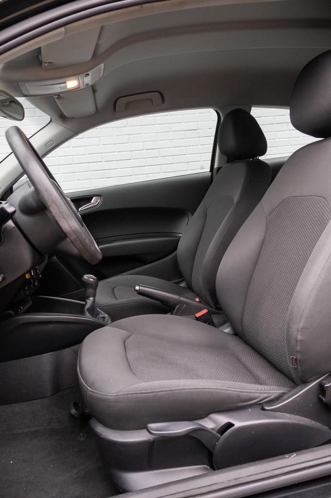 Audi A1 1.2 TFSI Attraction Pro Line Business| Bluetooth|Mul, Auto's, Audi, Voorwielaandrijving, 4 cilinders, Met garantie (alle)