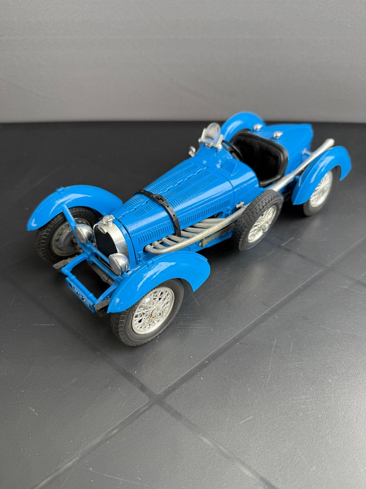 Bugatti Type 59 1/18 Bburago, Ophalen of Verzenden, Zo goed als nieuw