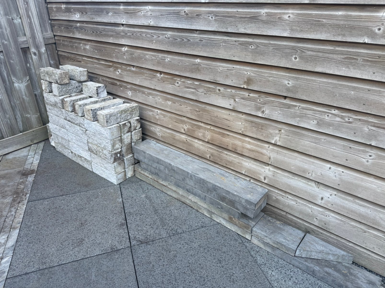 Stenen, gratis af te halen., Tuin en Terras, Tegels en Klinkers, Zo goed als nieuw, Klinkers, Beton, Ophalen