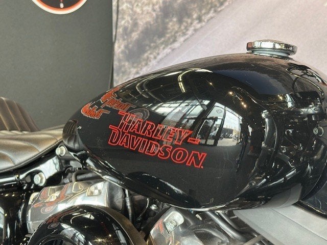 Harley-Davidson FXST SOFTAIL STANDARD (bj 2023), Motoren, Motoren | Harley-Davidson, Laan van Vredenoord 33
2289 DA  RIJSWIJK, NL