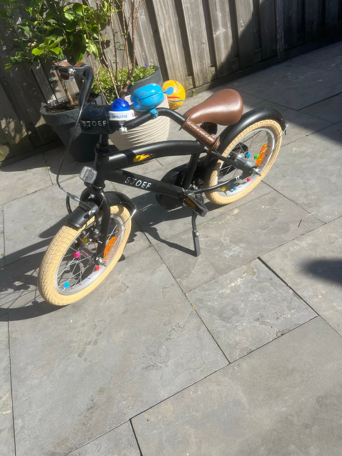 Stoeff kinderfiets 16 inch - Zwart met bruin zadel, Ophalen, Gebruikt, Terugtraprem, 16 tot 20 inch
