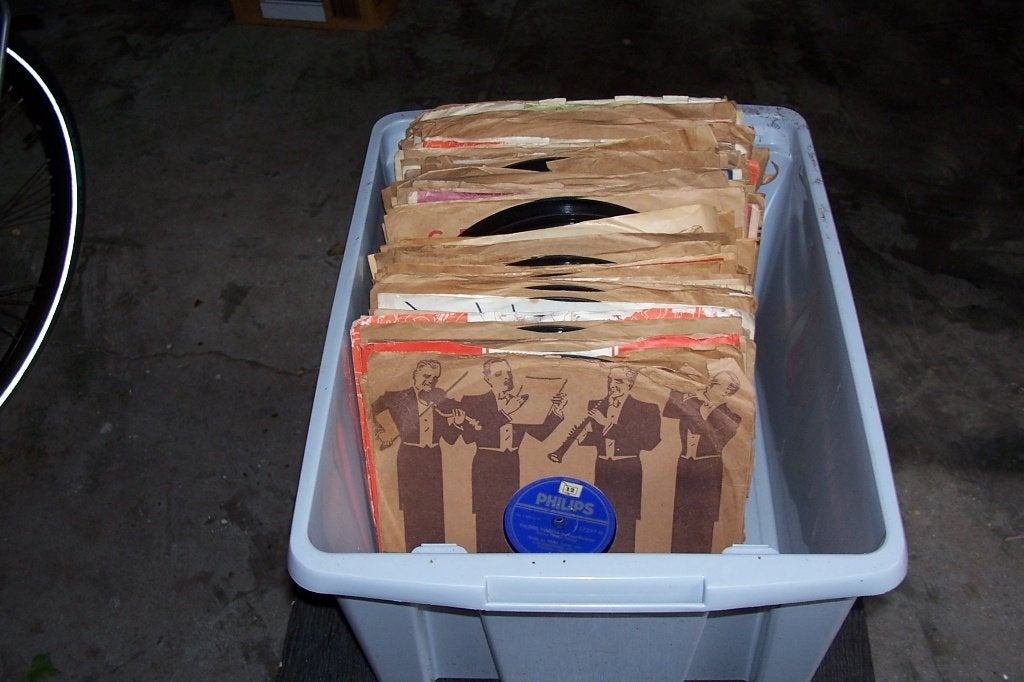 doos met ongeveer 100- 78 toeren platen, Ophalen, Voor 1960, Gebruikt, 10 inch