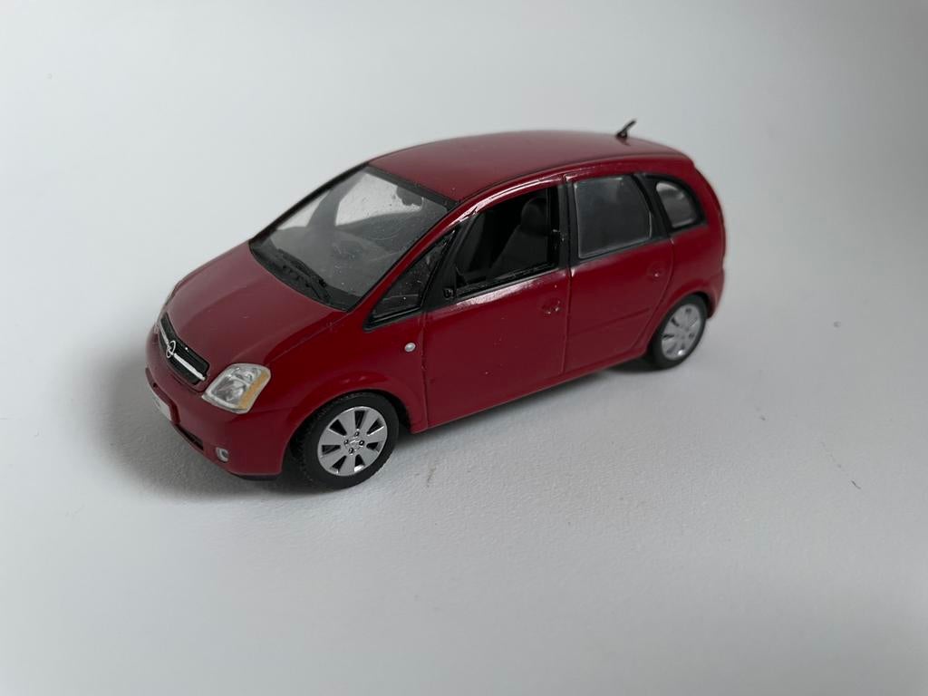 Model Opel Meriva, rood, Paul’s Model art Minichamps 1/43, Hobby en Vrije tijd, Modelauto's | 1:43, Ophalen of Verzenden, Gebruikt