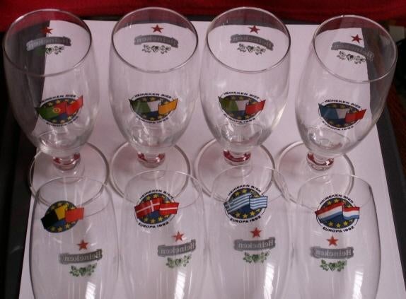 10 verschillende dubbeldruk bier glazen Europa 1992 op voet, Ophalen of Verzenden, Nieuw, Glas of Glazen, Overige merken