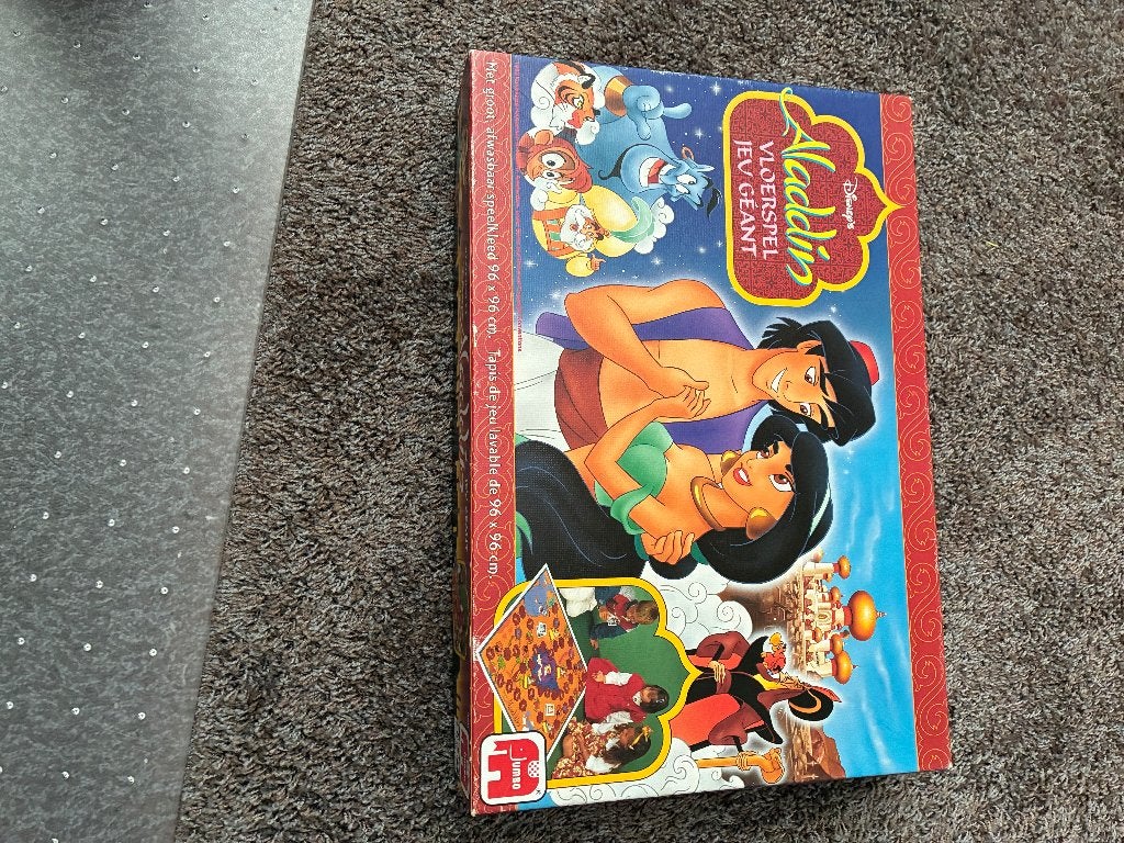 Disney Aladin, Verzenden, Zo goed als nieuw, Zwart, Boven de knie