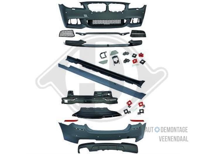Voorbumper van een BMW 5-Serie, -, -, Nieuw, Ophalen of Verzenden