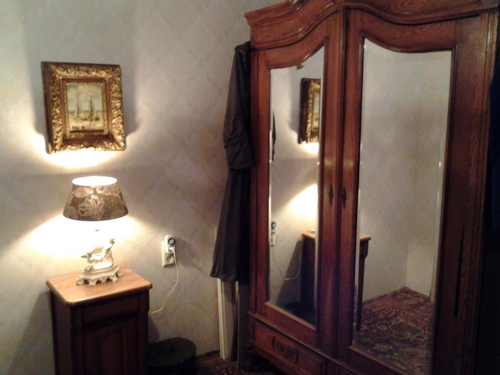 Antieke Franse spiegelkast /, Antiek en Kunst, Ophalen of Verzenden