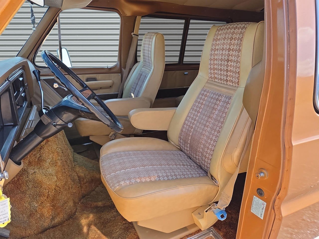 Ford USA Econoline E-150 CLUBWAGON (bj 1976, automaat), foto 11