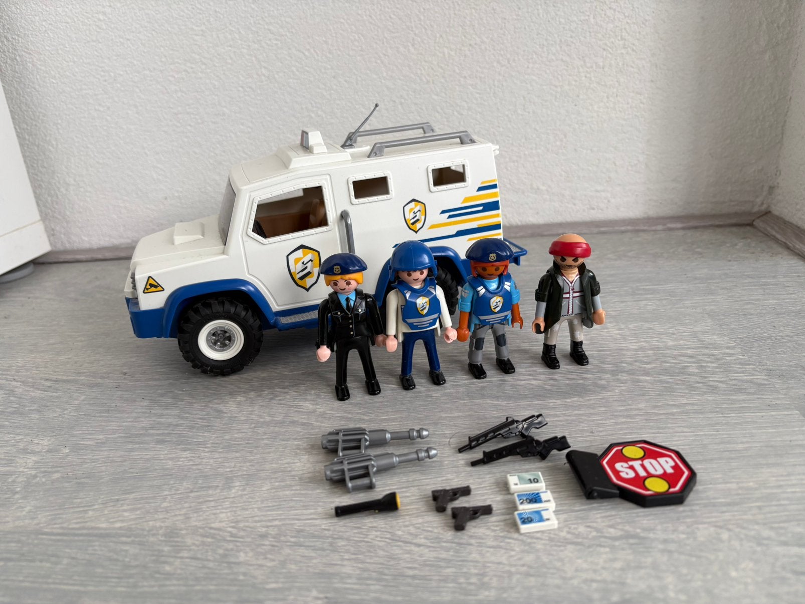 Playmobil Geldtransportwagen met figuren en accessoires, Gebruikt, Complete set, Voertuig, Ophalen of Verzenden