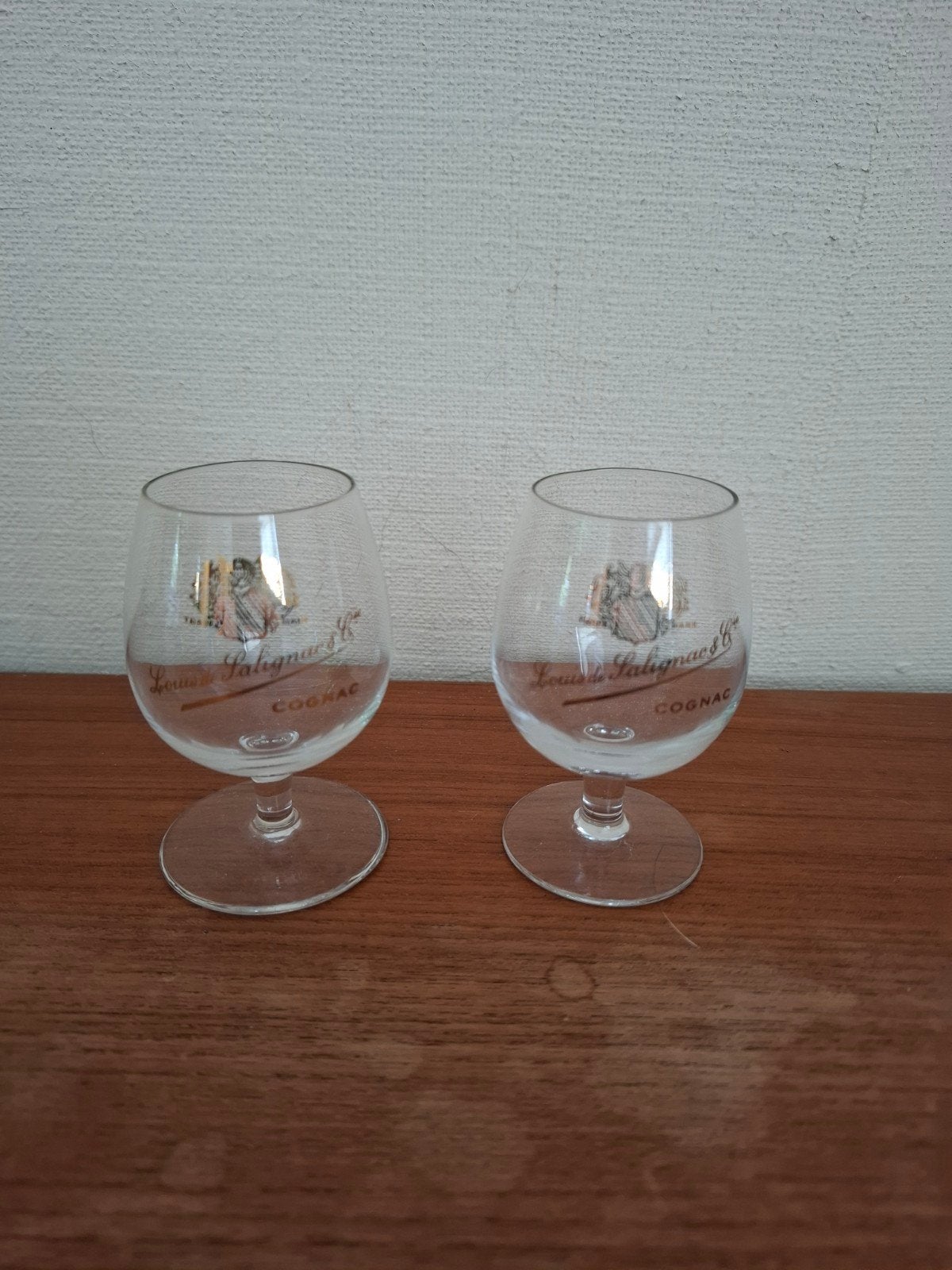 Set van 2 kleine vintage Louis de Salignac Cognac Glaasjes, Ophalen of Verzenden