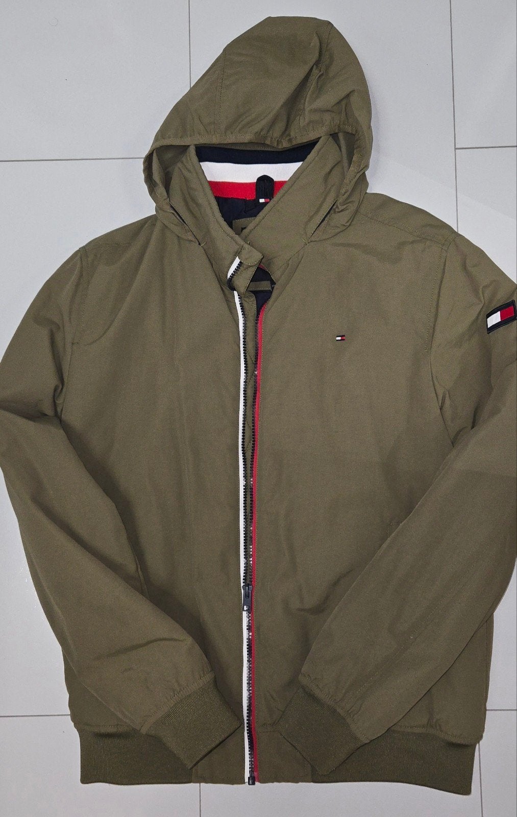 Tommy Hilfiger jas maat 176 - Waterafstotend, Kinderen en Baby's, Kinderkleding | Maat 176, Ophalen of Verzenden, Tommy Hilfiger