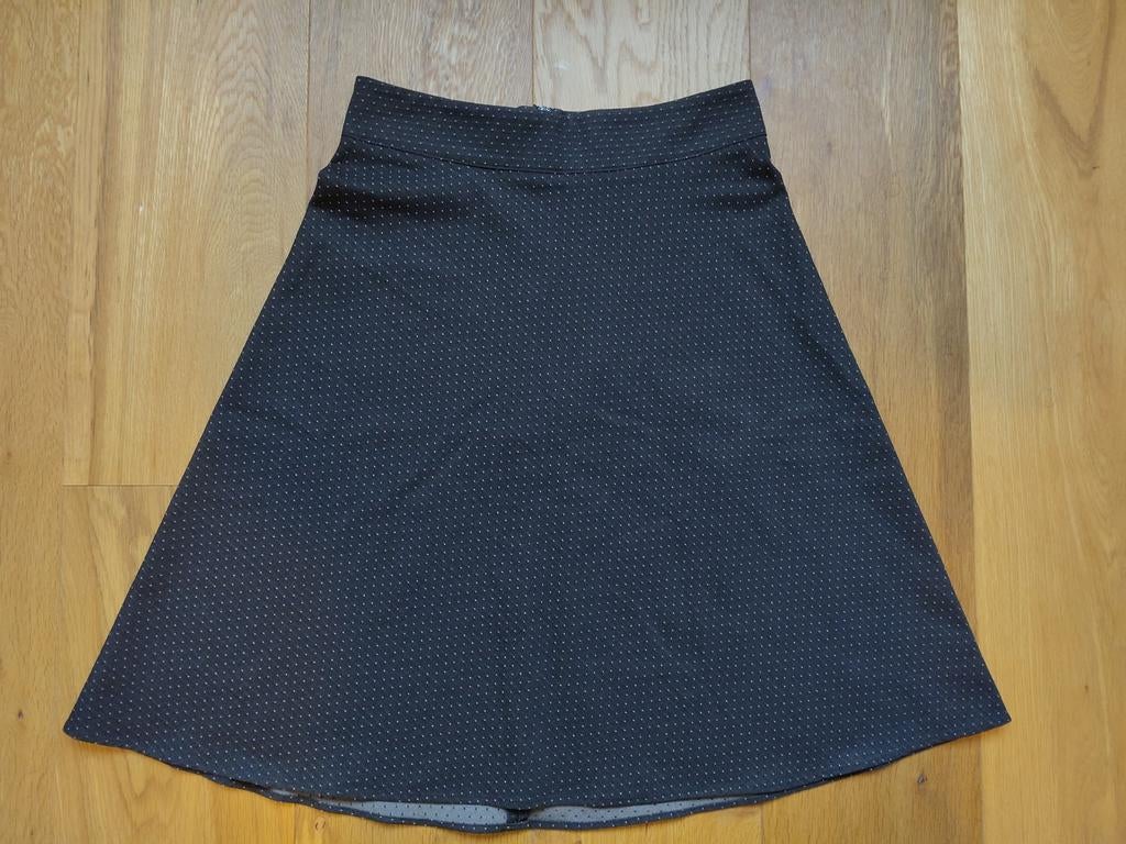 Zwarte rok met witte stipjes van Mads Nørgaard maat XS, Mads Nørgaard, Zwart, Ophalen of Verzenden, Zo goed als nieuw