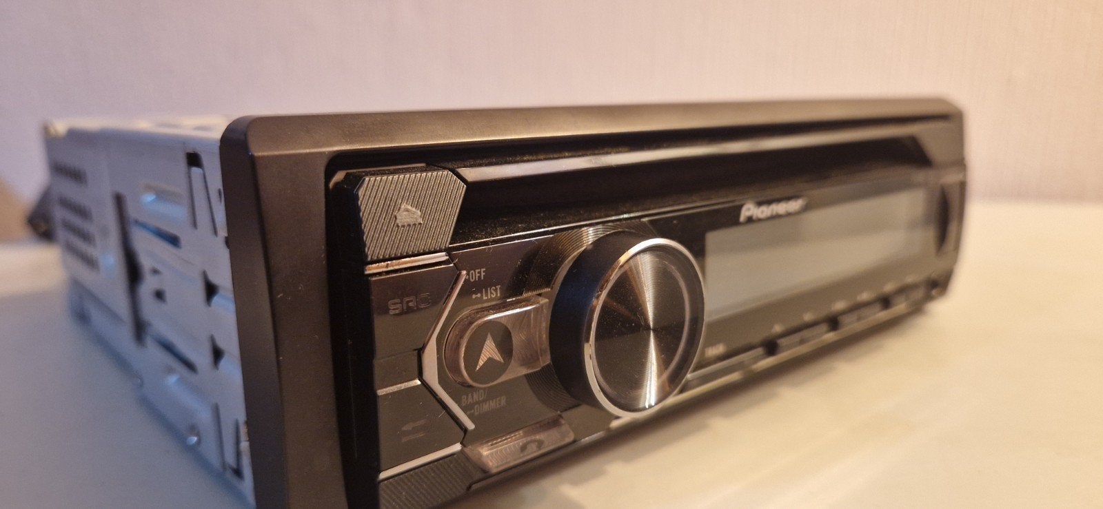 Pioneer DEH-S320BT Autoradio met Bluetgooth en USB, Auto diversen, Autoradio's, Ophalen of Verzenden, Zo goed als nieuw