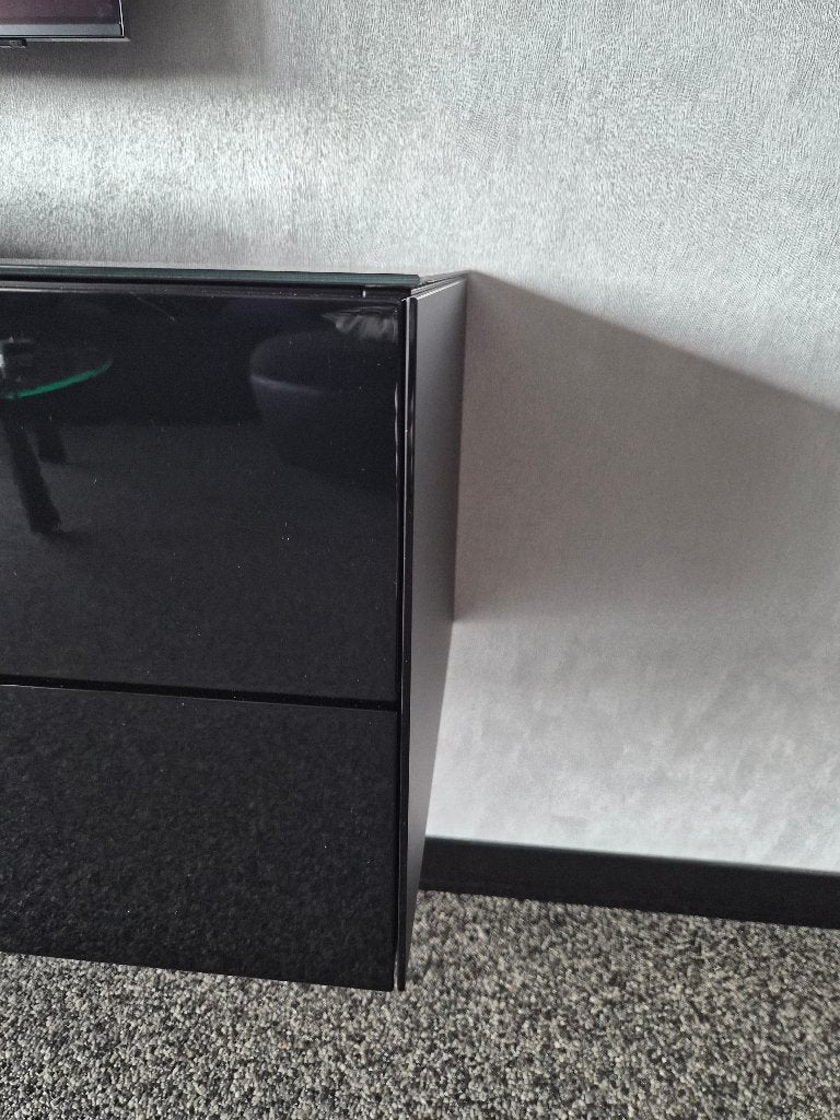 Foto 5 van Dressoir, hangend