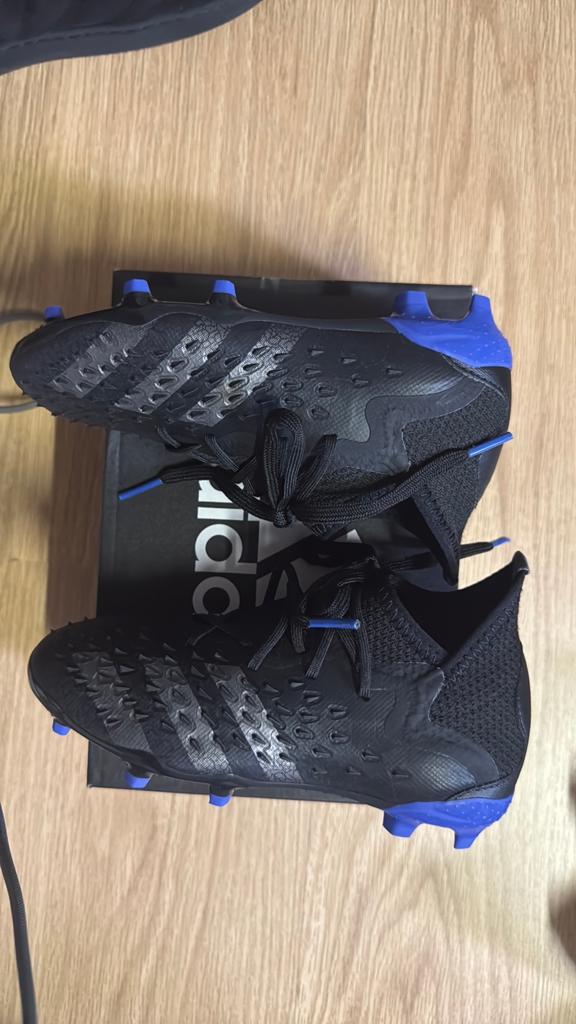 Adidas predator maat 30.5, Sport en Fitness, Maat XS of kleiner, Ophalen of Verzenden, Nieuw, Schoenen