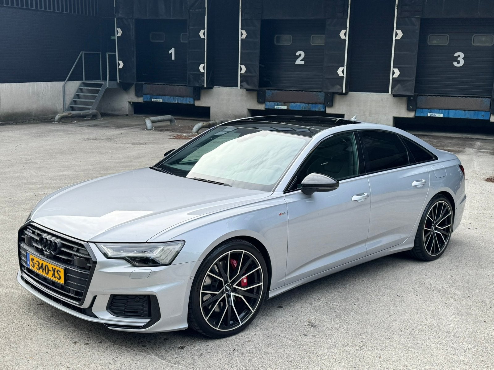 Audi A6 55 TFSIe Comp. 367pk | S-Line|Pano| 21"| B&O |MatriX, Auto's, Audi, Particulier, A6, 360° camera, 4x4, ABS, Achteruitrijcamera
