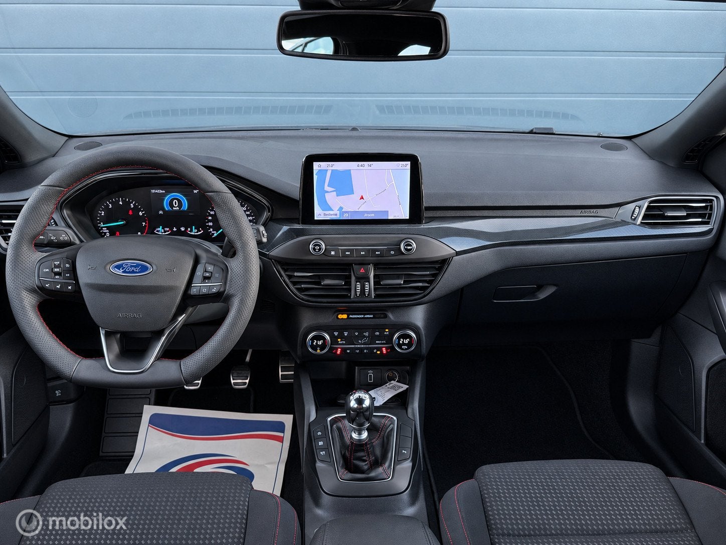 Ford Focus 1.0 EcoBoost Hybrid ST Line Camera Winterpack 18-, Dealer onderhouden, Gebruikt, Euro 6, Zwart