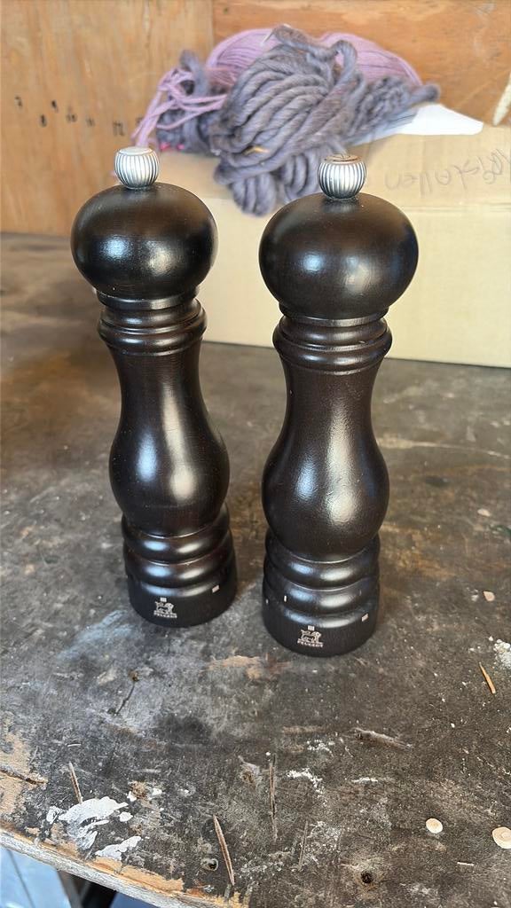 Peugeot pepermolen 22cm - 2 stuks, Huis en Inrichting, Keuken | Keukenbenodigdheden, Ophalen of Verzenden, Gebruikt