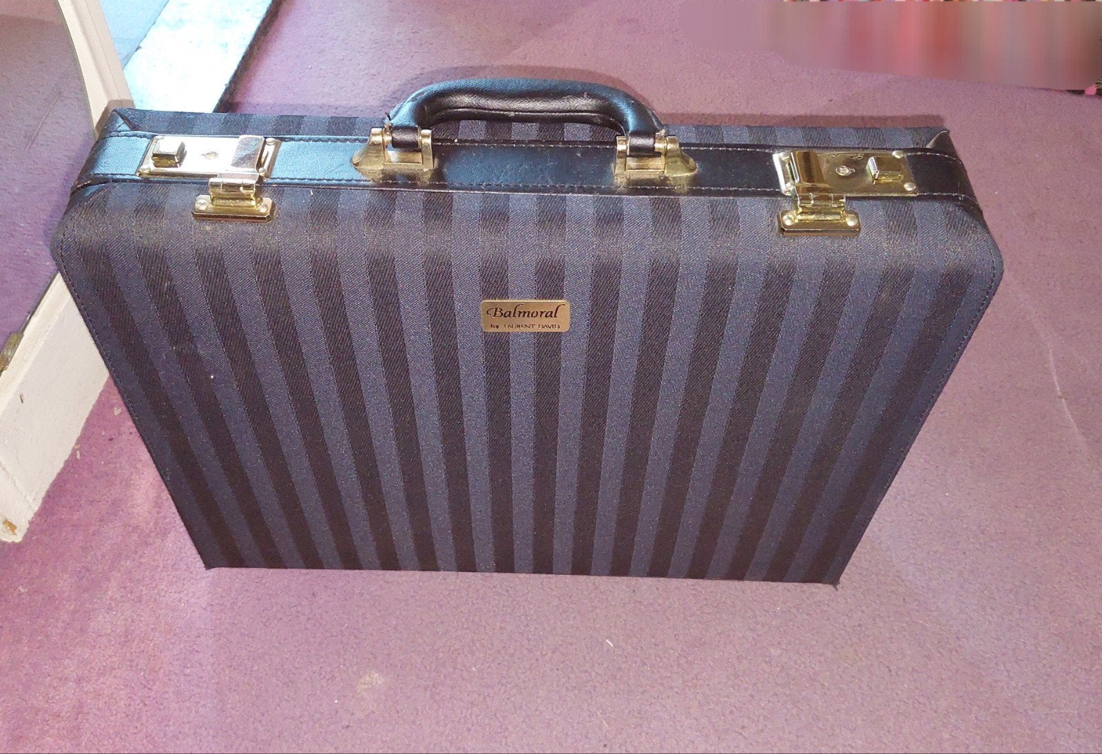 Laurent David Balmoral attache koffer met sleutels, Verzenden, Gebruikt, Hard kunststof, Minder dan 50 cm