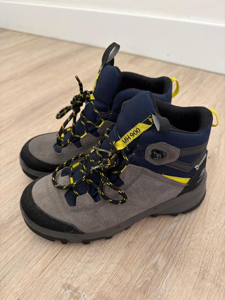 Quechua MH900 Kinderwandelschoenen Maat 35, Ophalen of Verzenden, Zo goed als nieuw, Schoenen