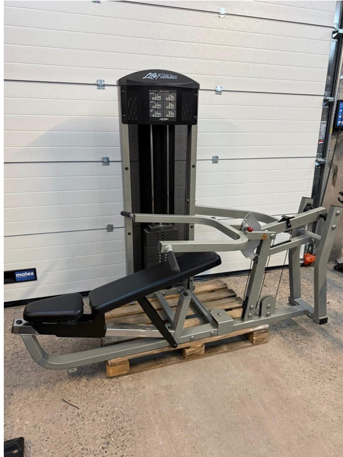 Life Fitness fit series multi-press / chest press / shoulder, Ophalen, Benen, Gebruikt, -