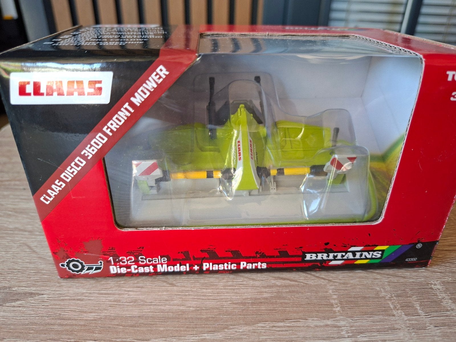 Britains Claas Disco 3600 Frontmaaier 1:32 Schaal, Hobby en Vrije tijd, Modelauto's | 1:32, Ophalen of Verzenden, Nieuw