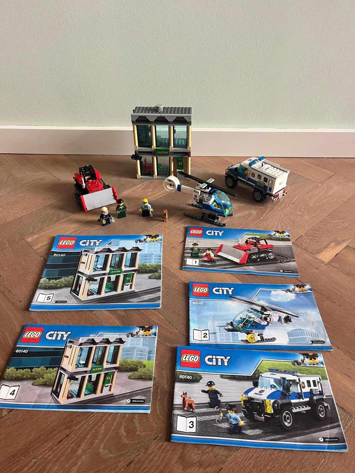 Lego city 60140 bulldozer break-in bank overval boef politie, City, Lego, Ophalen of Verzenden, Zo goed als nieuw