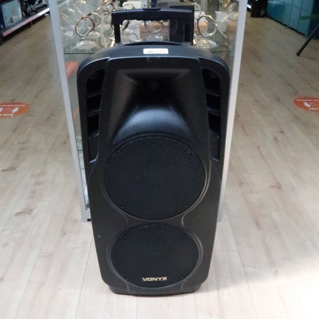 Vonyx SPX-PA9210 1000W Partyspeaker | in Goede Staat, Vonyx, Zo goed als nieuw, Support@vonyx.com, BessemerstraÃŸe 2-14
12103 Berlin
Germany
