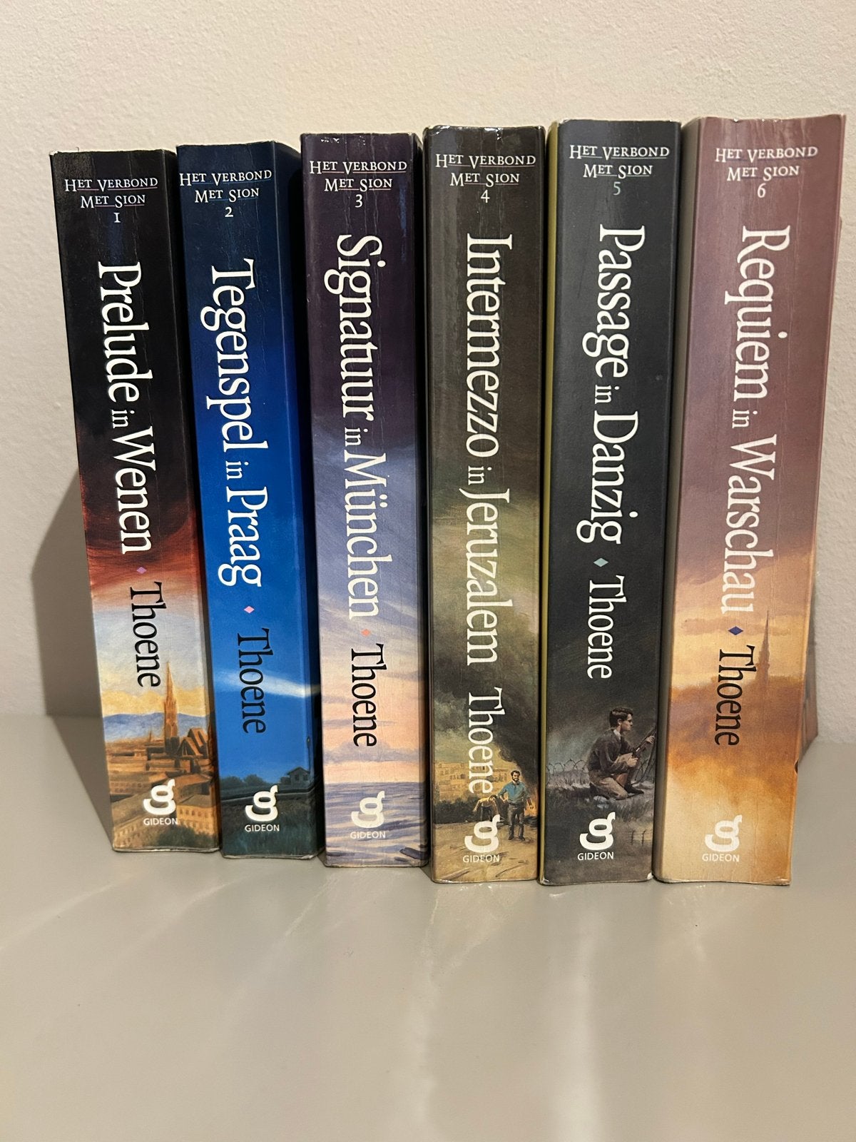 Complete serie Het verbond met Sion - 6 delen van Thoene, Boeken, Romans, Ophalen, Gelezen, Nederland