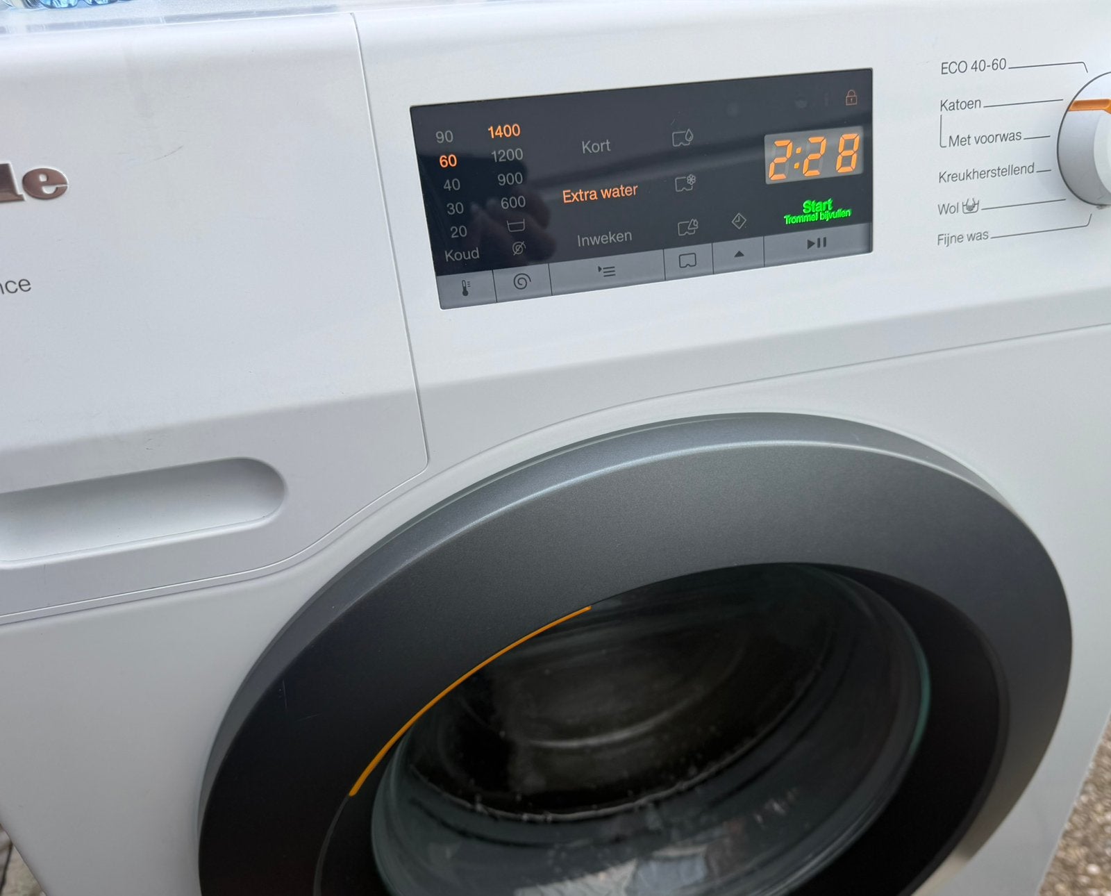SUPER MOOIE MIELE 7kg 1400 toeren WEA035 WPS 2,5 jr  ZUINIG, Witgoed en Apparatuur, Wasmachines, Ophalen, Zo goed als nieuw, Voorlader