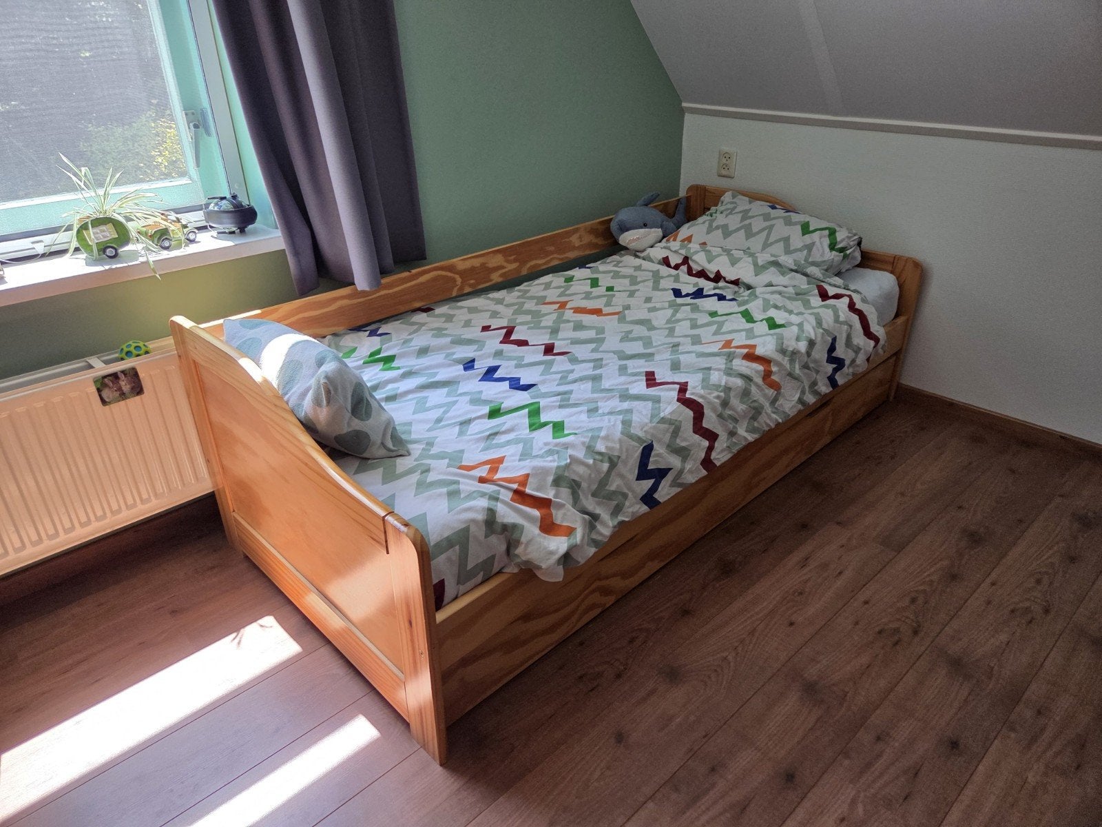 Eenpersoonsbed met uitschuifbaar logeerbed, Ophalen, Gebruikt, 90 cm, Kinderbed met logeerbed