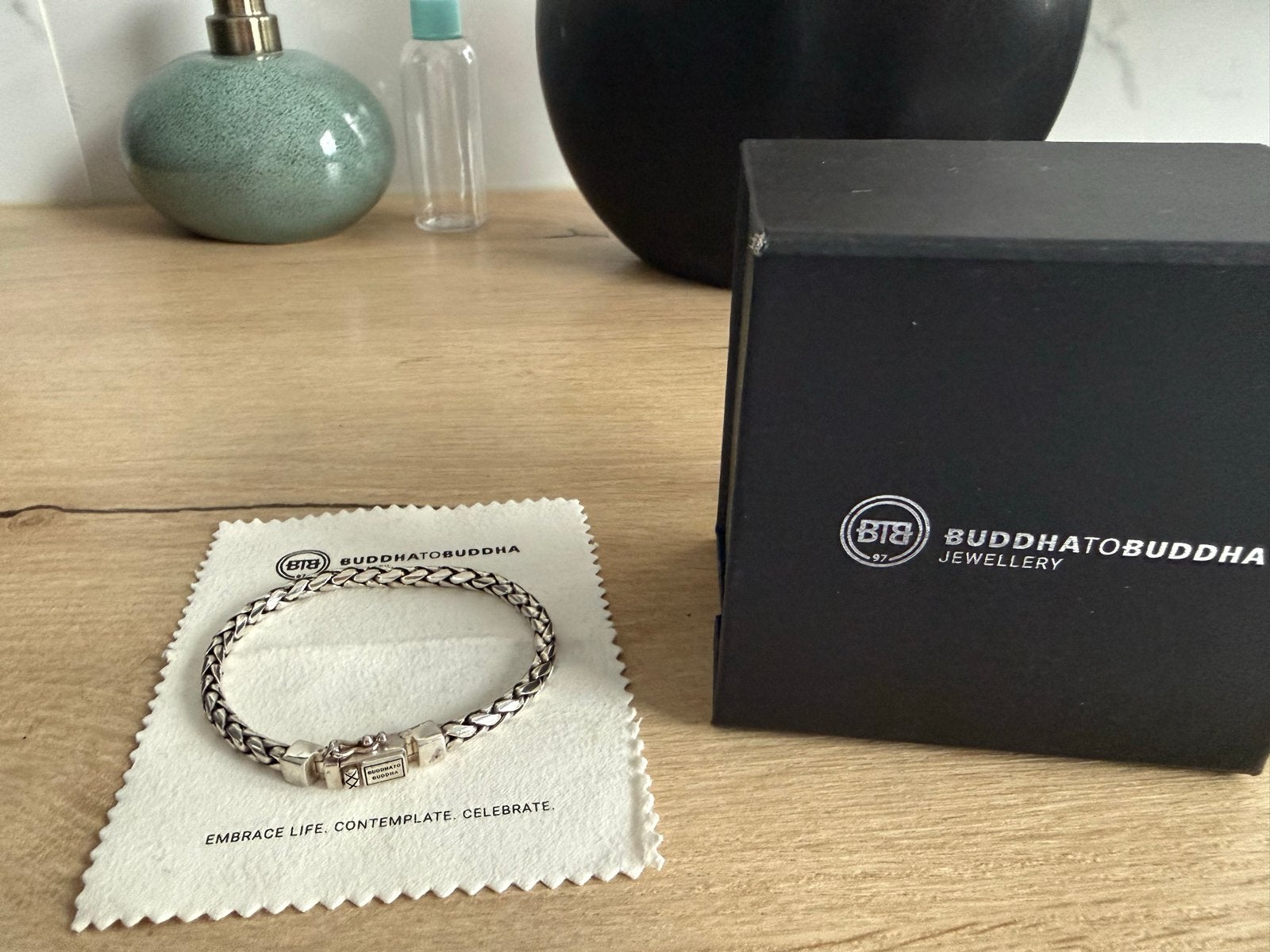 Buddha to Buddha armband 925 zilver, Ophalen of Verzenden, Zo goed als nieuw, Zilver