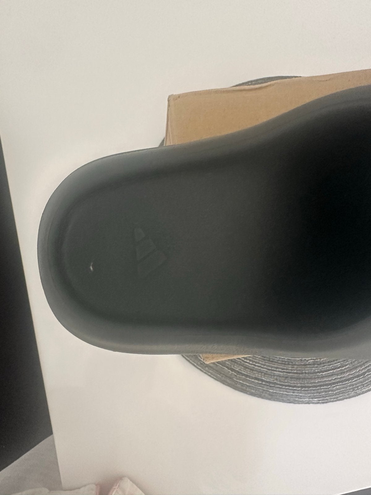 Adidas Yeezy Slide Onyx - Maat 37, Ophalen, Nieuw, Zwart, Slippers