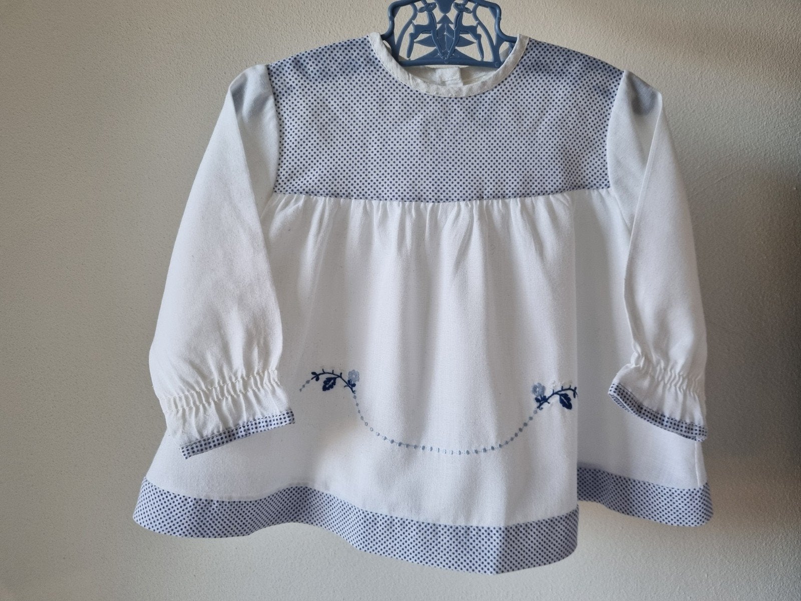 Vintage baby jurkje wit blauwe accenten, Ophalen of Verzenden, Zo goed als nieuw, Meisje, Jurkje of Rokje