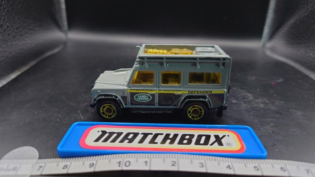 Matchbox Land Rover Defender 110 - 1997 Model, Ophalen of Verzenden, Zo goed als nieuw, Auto, Matchbox