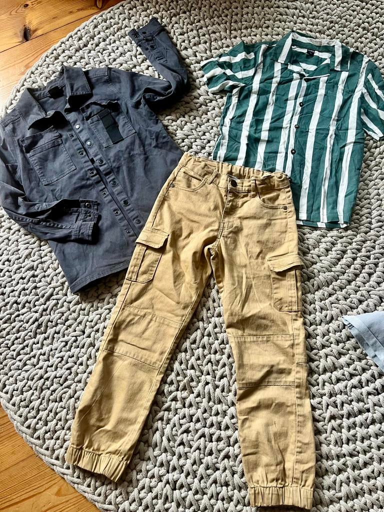 Shirts, broeken en blouse 134/140 jongen, Ophalen of Verzenden, Zo goed als nieuw, Jongen