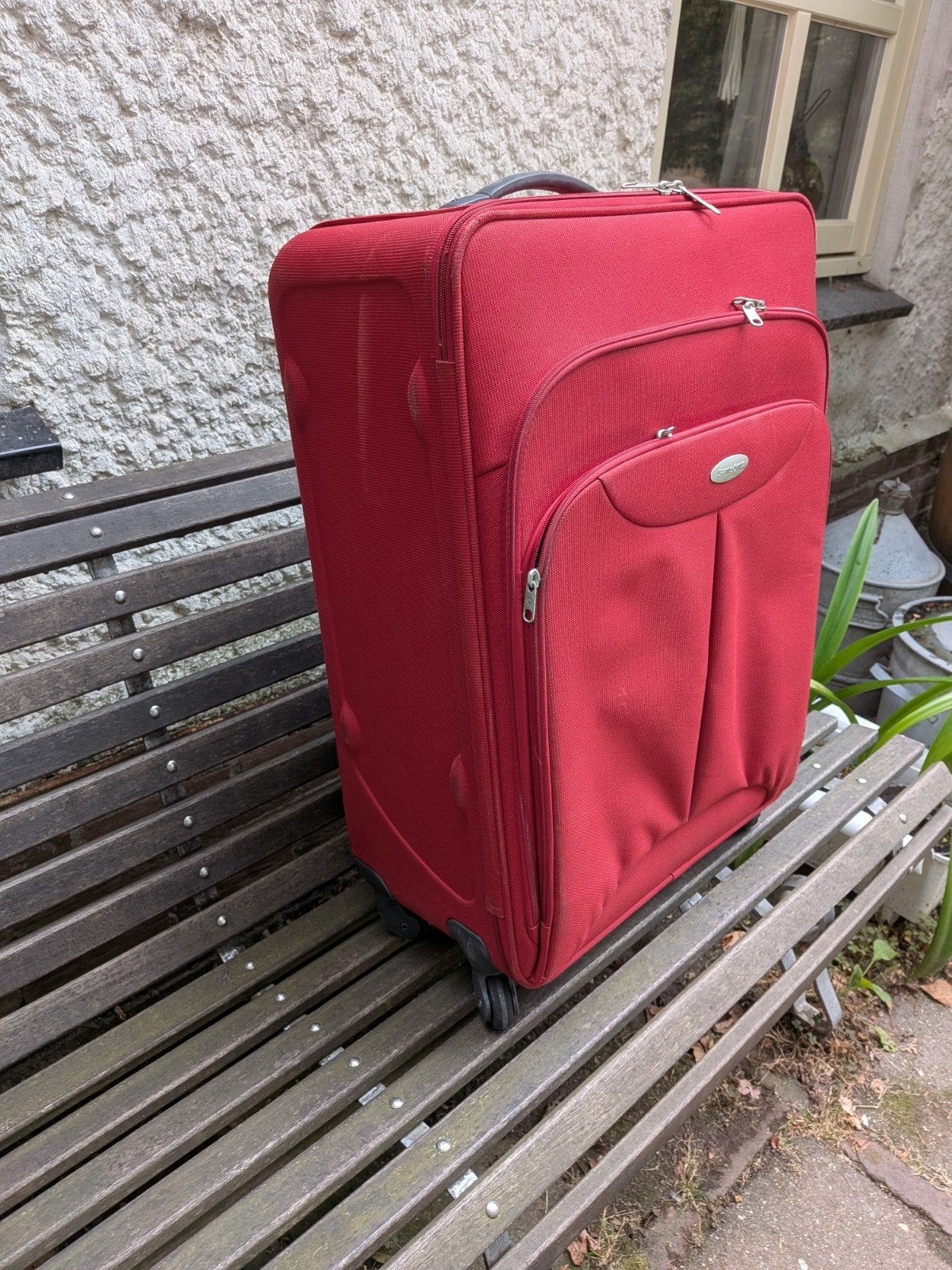 Samsonite koffer met wieltjes,  uitschuifbare handgreep, Ophalen, Gebruikt, Rood, Wieltjes